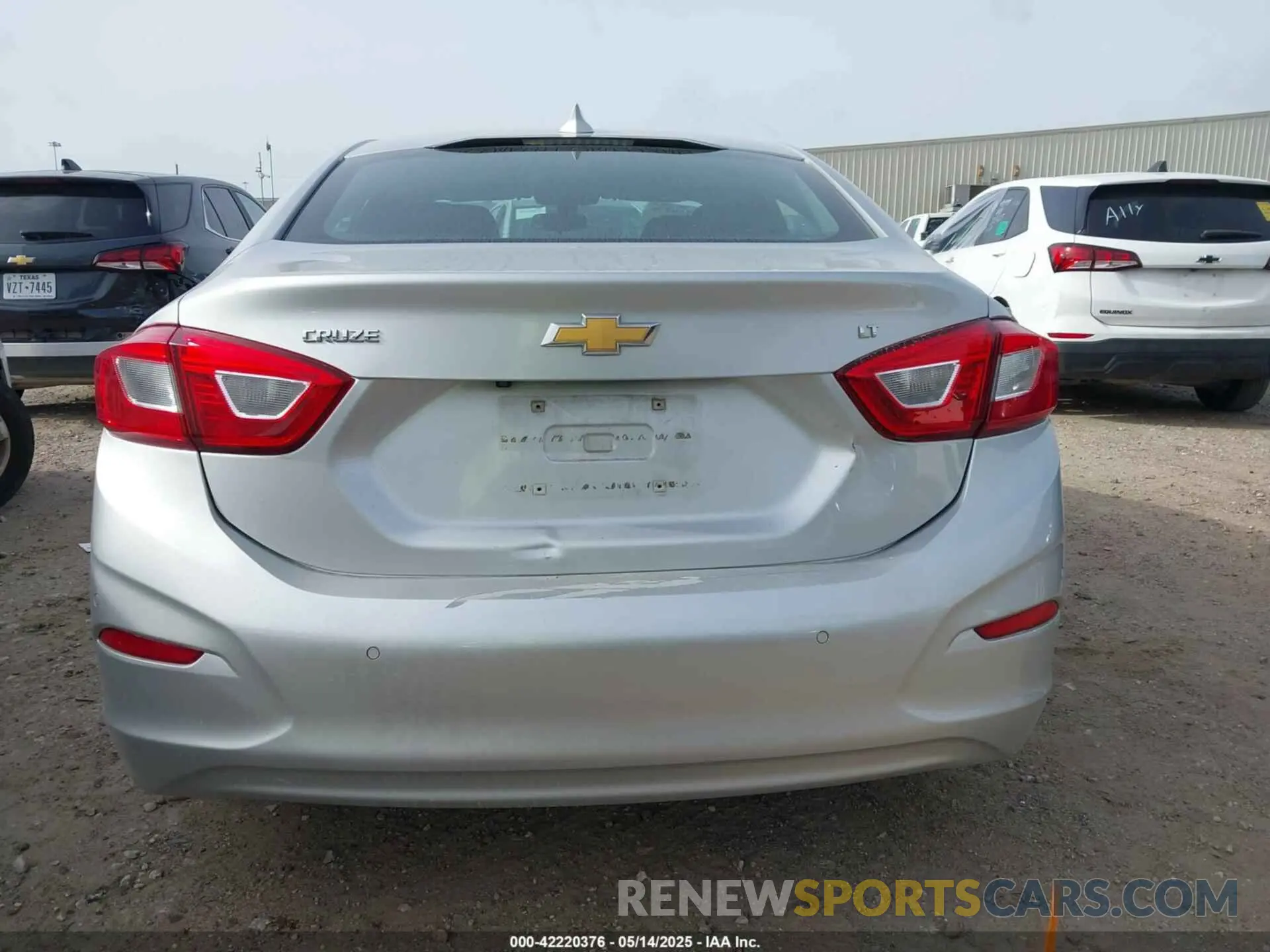 16 Photograph of a damaged car 1G1BE5SM7K7108934 CHEVROLET CRUZE 2019