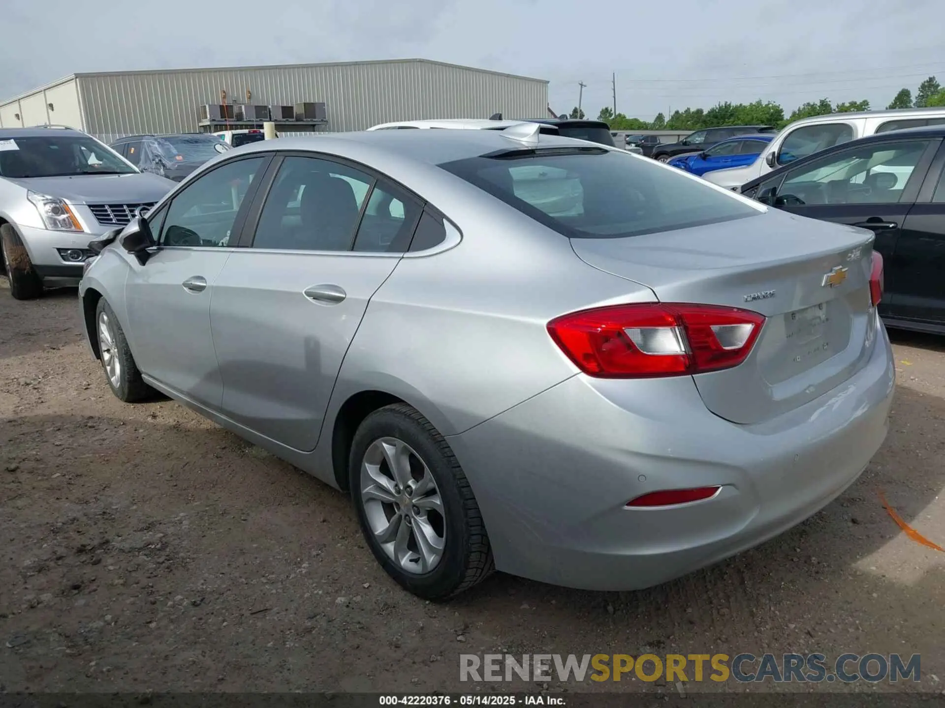 3 Photograph of a damaged car 1G1BE5SM7K7108934 CHEVROLET CRUZE 2019