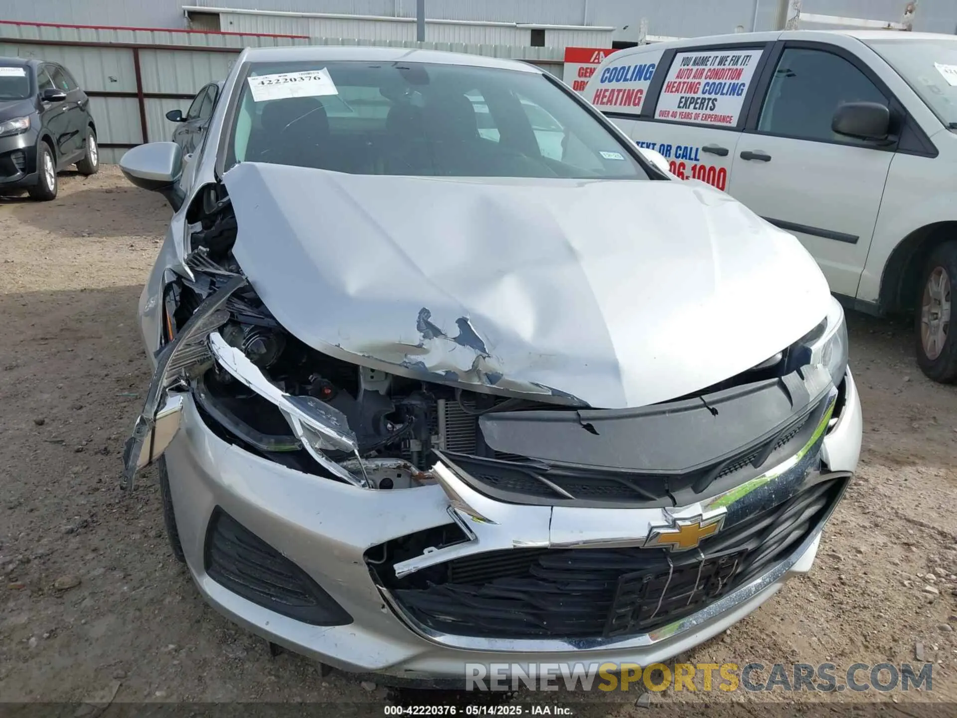 6 Photograph of a damaged car 1G1BE5SM7K7108934 CHEVROLET CRUZE 2019