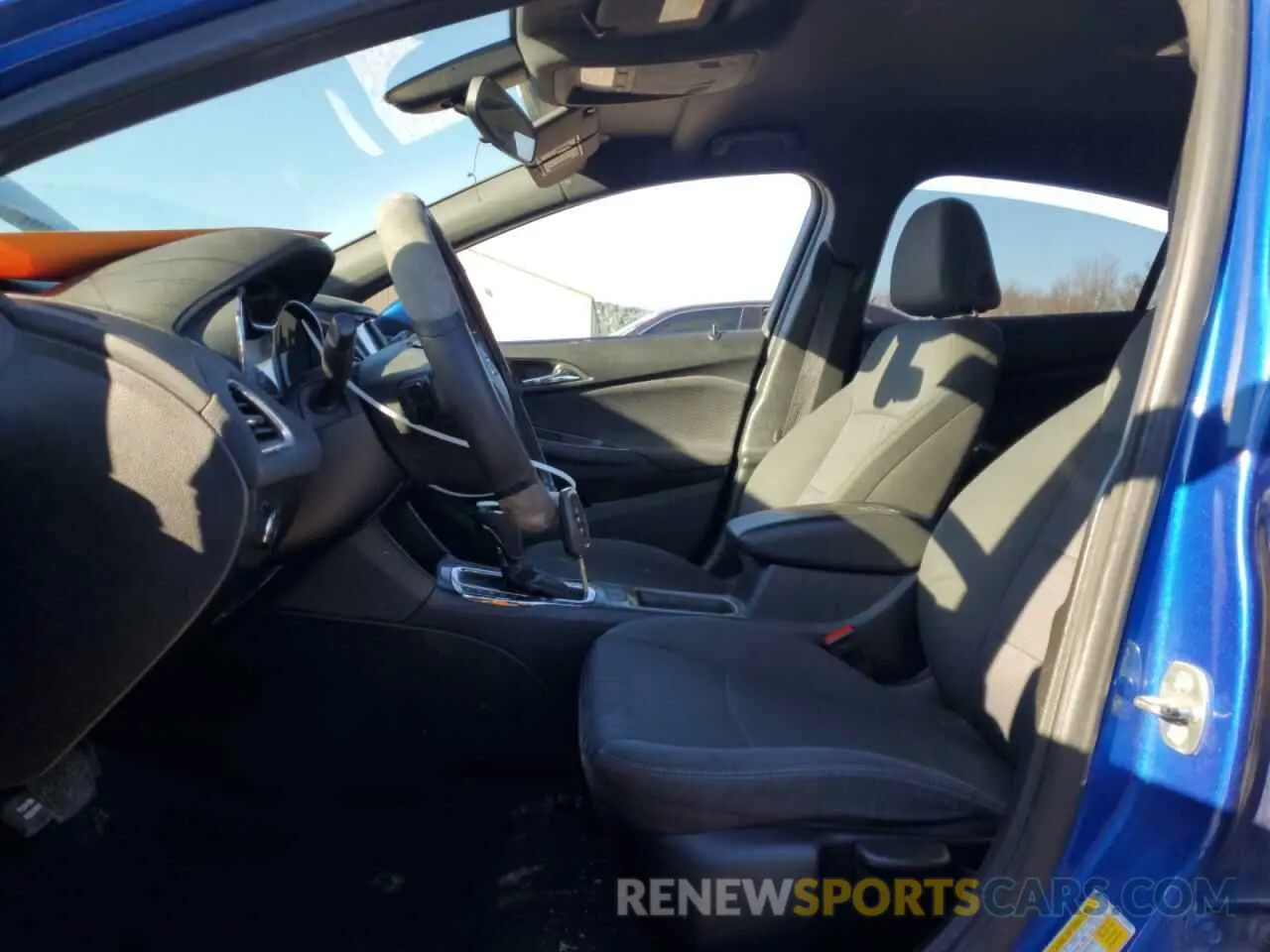 7 Photograph of a damaged car 1G1BE5SM7K7132554 CHEVROLET CRUZE 2019