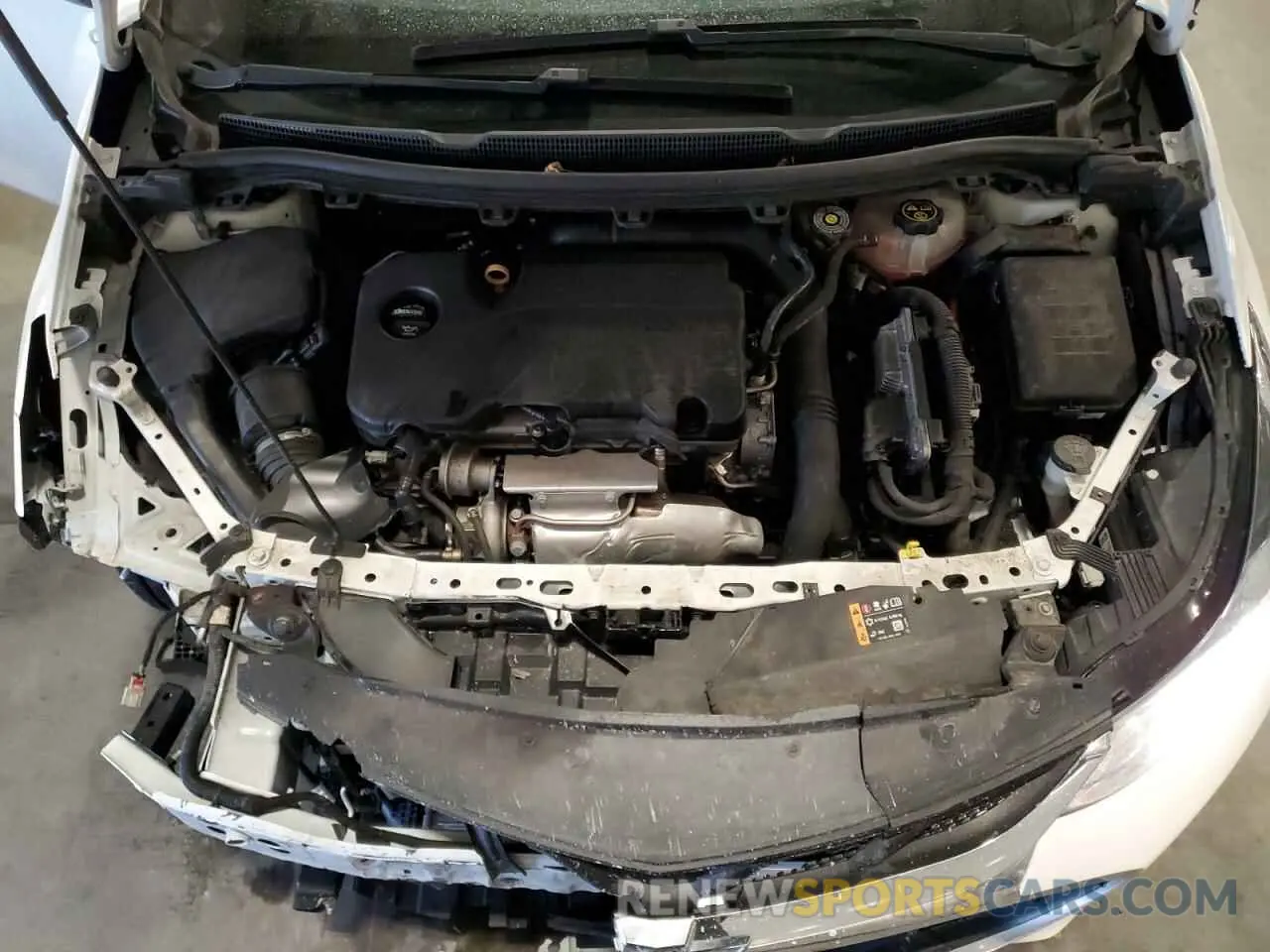 11 Photograph of a damaged car 1G1BE5SM7K7142985 CHEVROLET CRUZE 2019