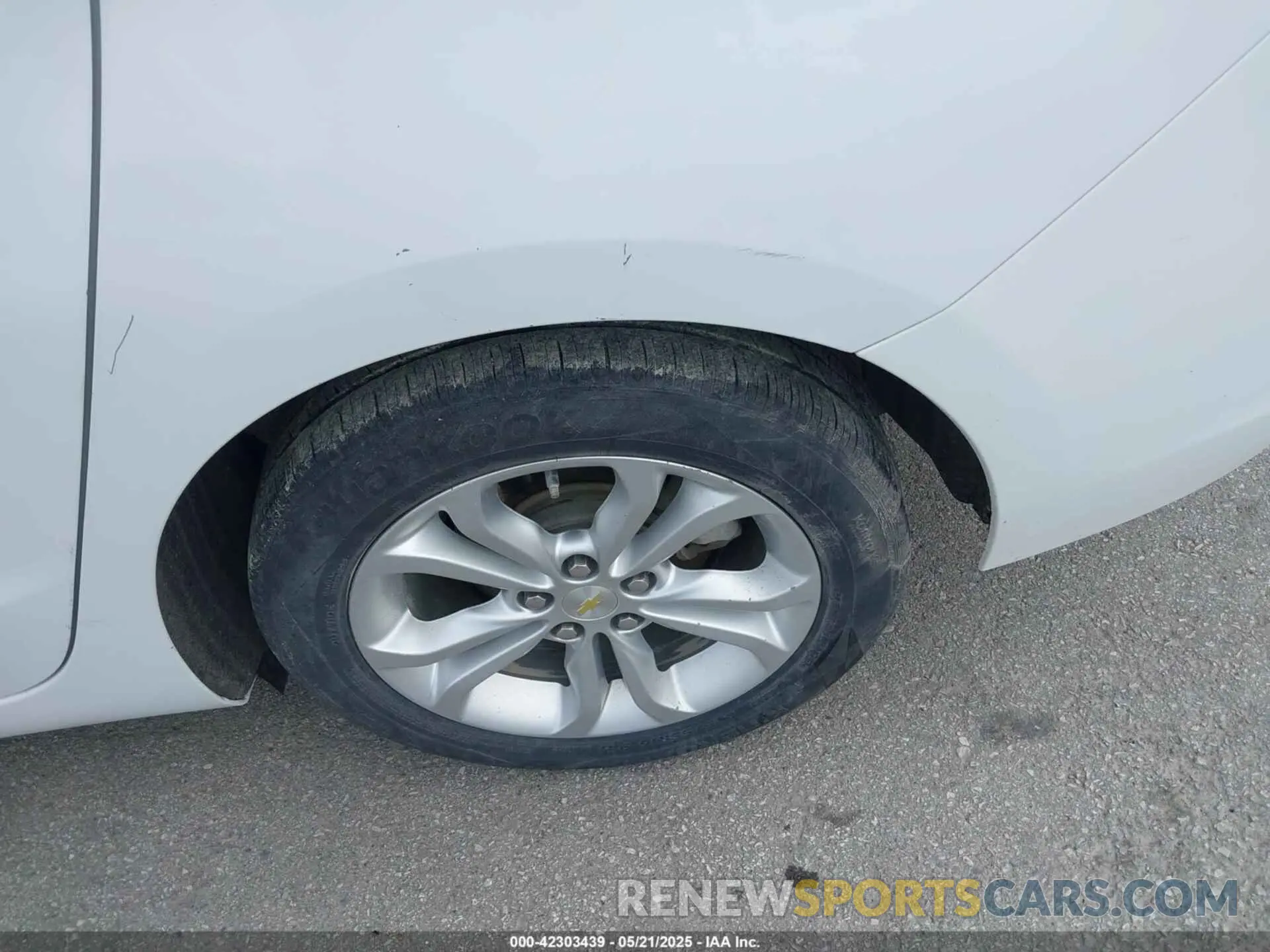 21 Фотография поврежденного автомобиля 1G1BE5SM8K7100969 CHEVROLET CRUZE 2019