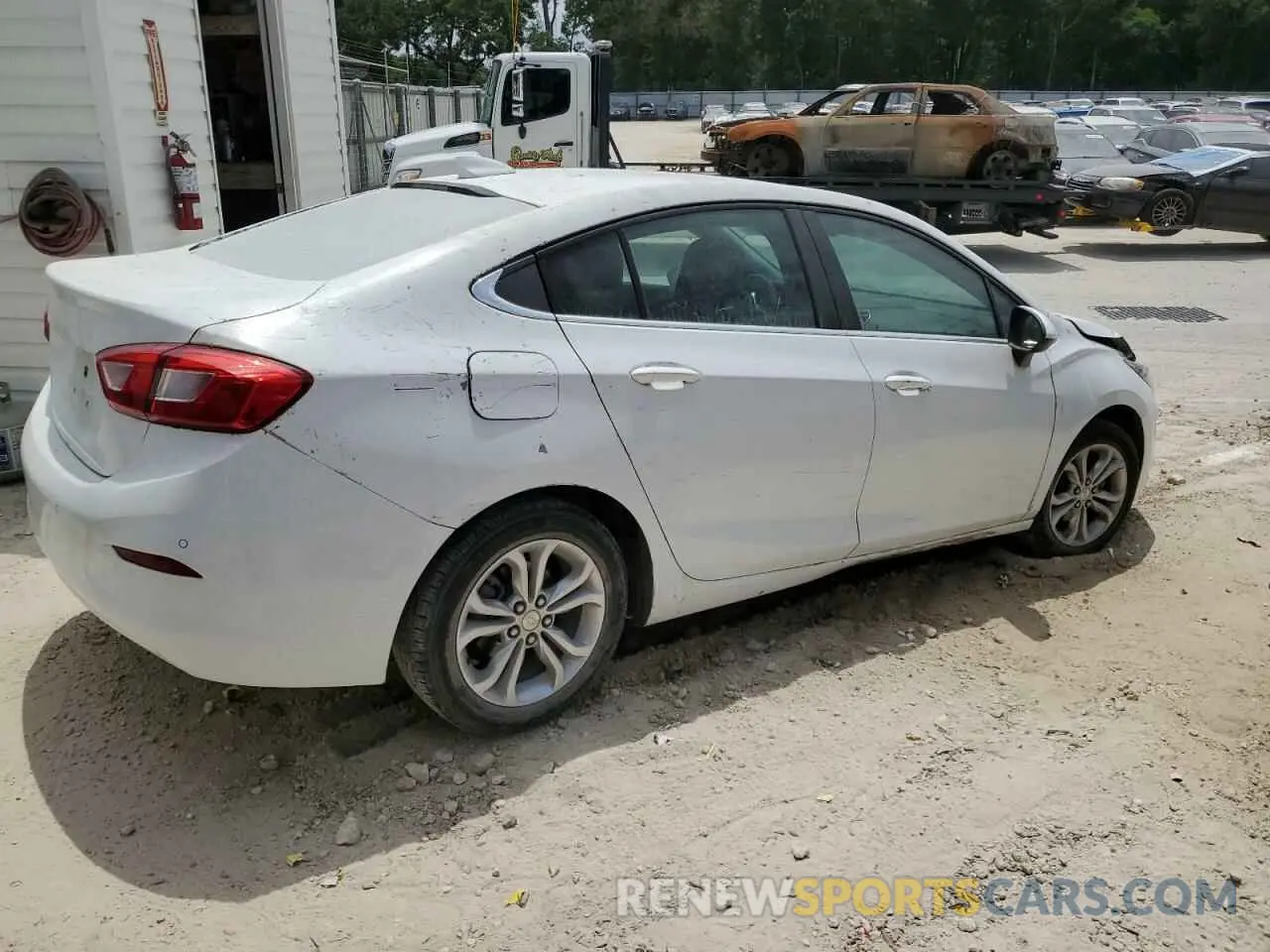 3 Photograph of a damaged car 1G1BE5SM8K7133809 CHEVROLET CRUZE 2019