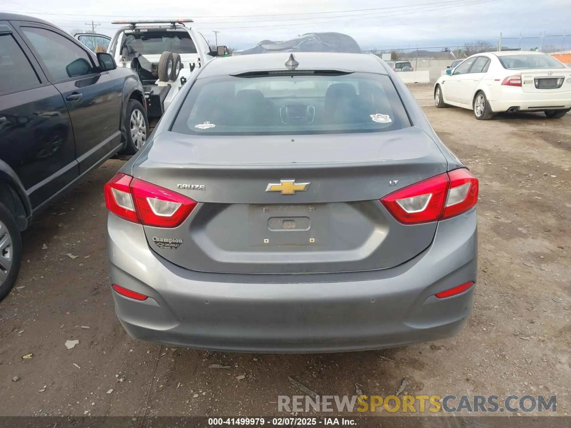 16 Photograph of a damaged car 1G1BE5SM8K7139626 CHEVROLET CRUZE 2019