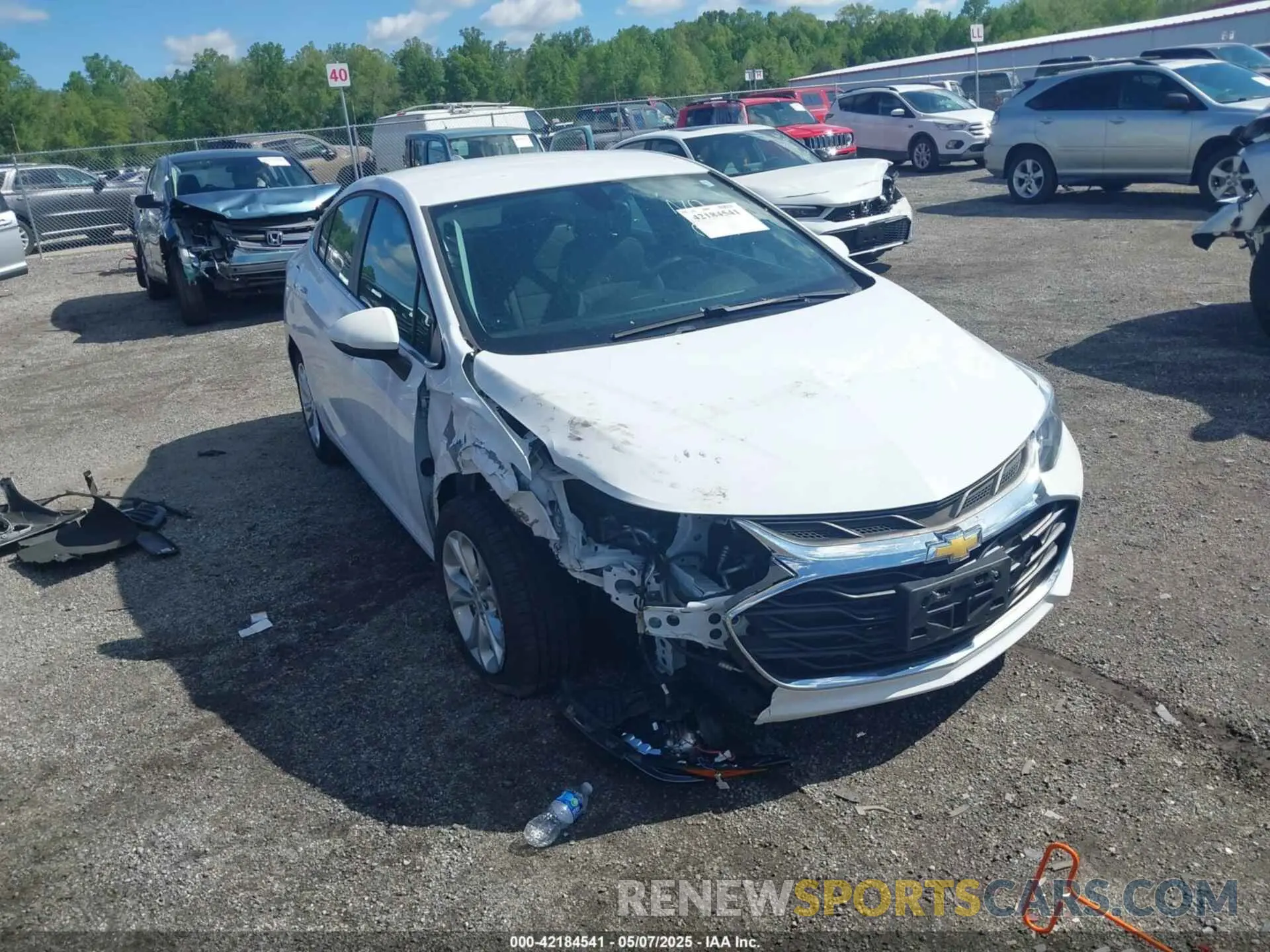 1 Photograph of a damaged car 1G1BE5SM9K7113679 CHEVROLET CRUZE 2019
