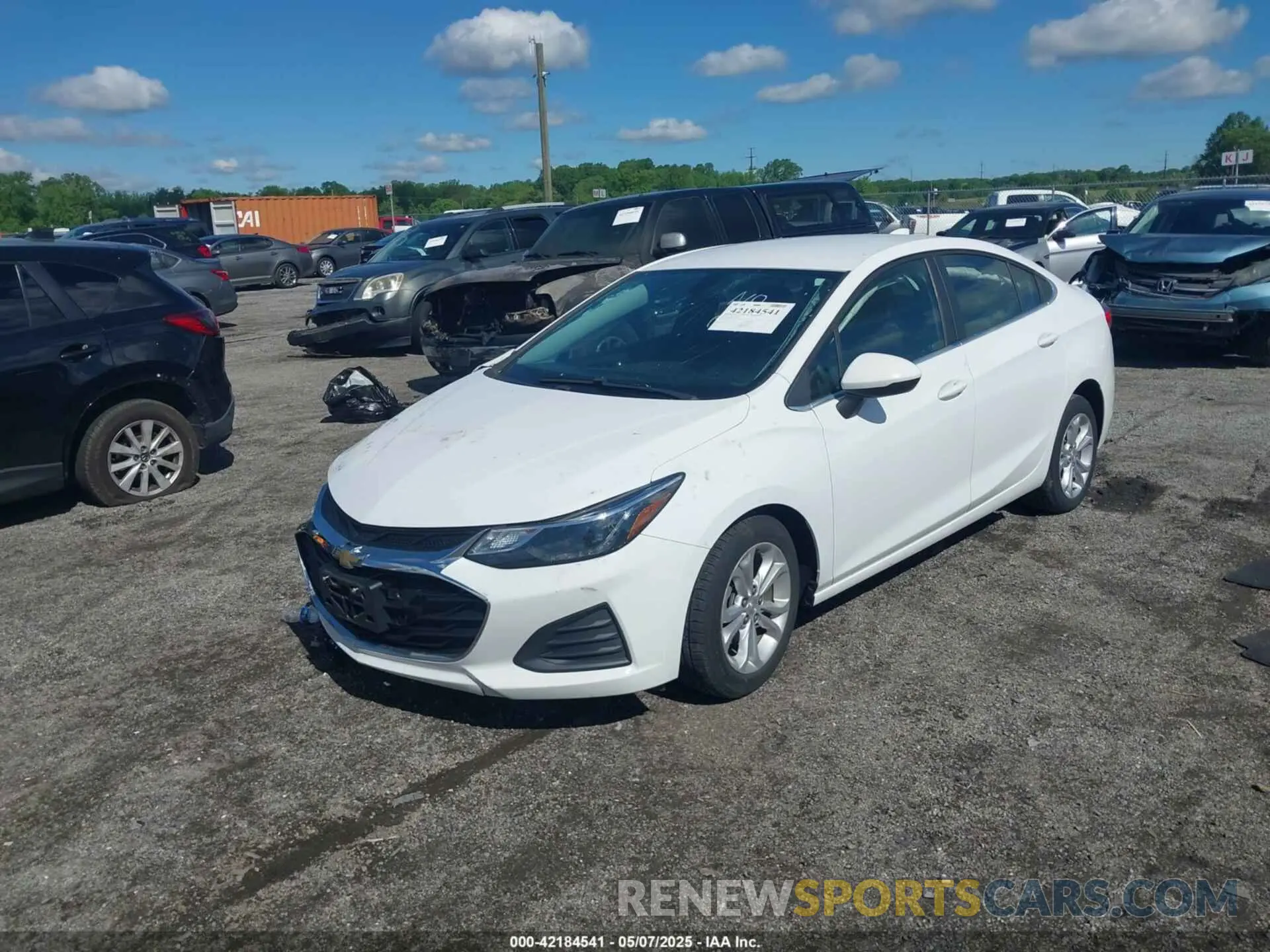 2 Photograph of a damaged car 1G1BE5SM9K7113679 CHEVROLET CRUZE 2019