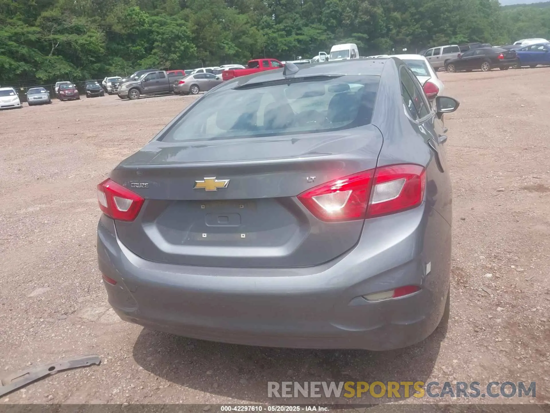 16 Фотография поврежденного автомобиля 1G1BE5SM9K7115562 CHEVROLET CRUZE 2019