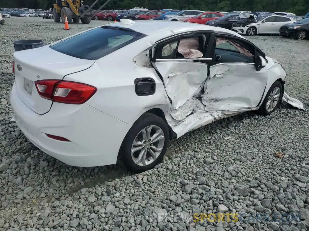 3 Photograph of a damaged car 1G1BE5SM9K7118154 CHEVROLET CRUZE 2019