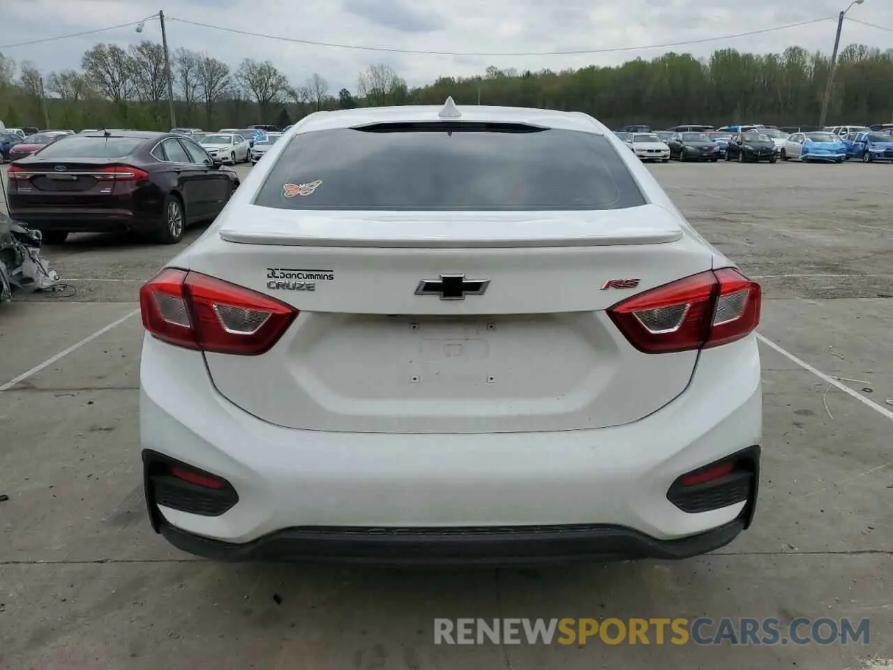 6 Photograph of a damaged car 1G1BE5SM9K7121913 CHEVROLET CRUZE 2019