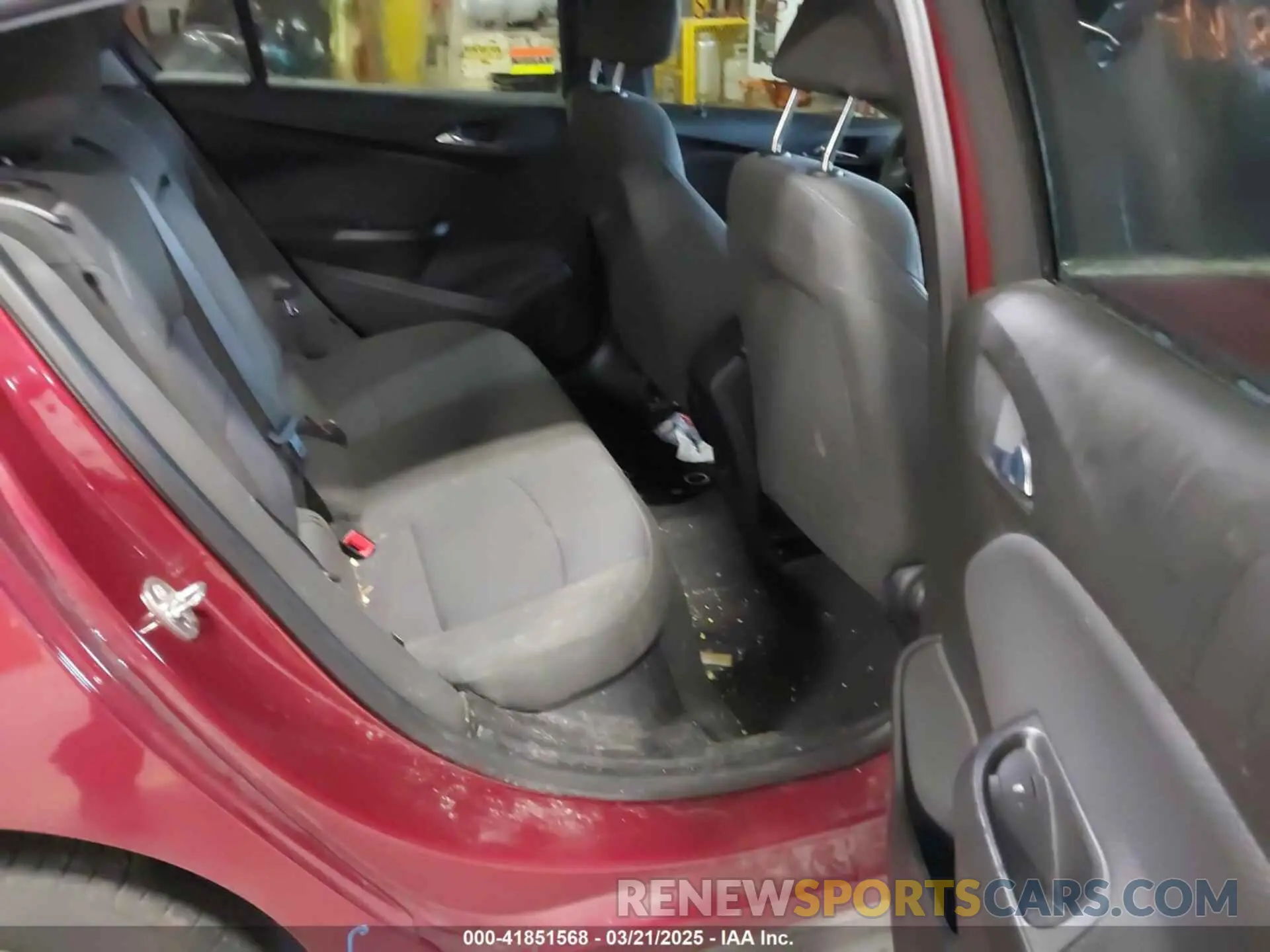 8 Photograph of a damaged car 1G1BE5SM9K7142101 CHEVROLET CRUZE 2019