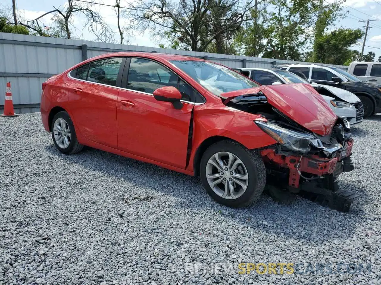 4 Photograph of a damaged car 1G1BE5SMXK7115926 CHEVROLET CRUZE 2019