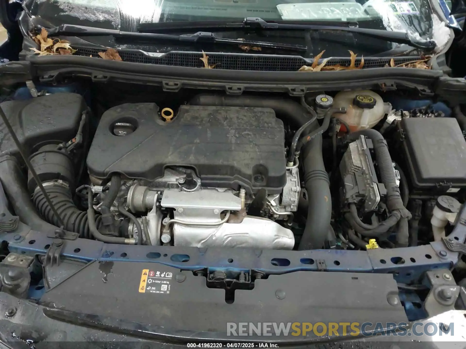 10 Photograph of a damaged car 1G1BE5SMXK7123508 CHEVROLET CRUZE 2019