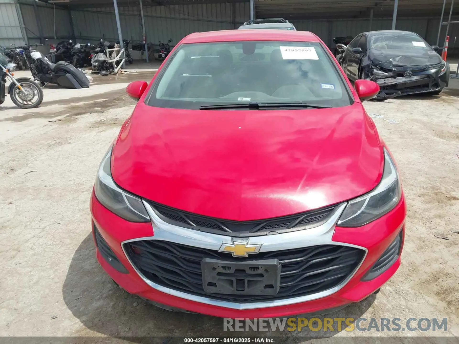12 Photograph of a damaged car 1G1BE5SMXK7142740 CHEVROLET CRUZE 2019