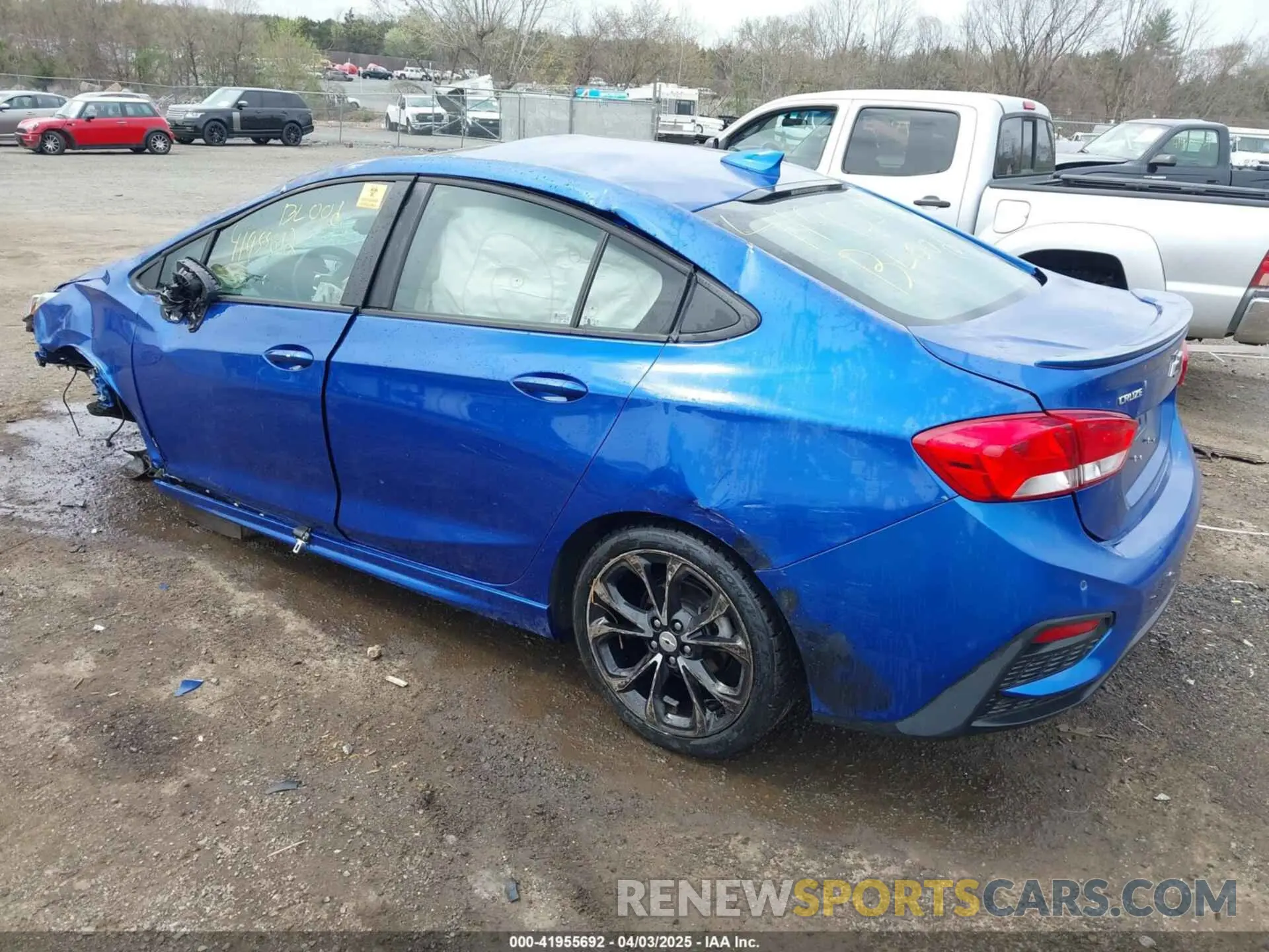 3 Photograph of a damaged car 1G1BF5SM0K7104799 CHEVROLET CRUZE 2019