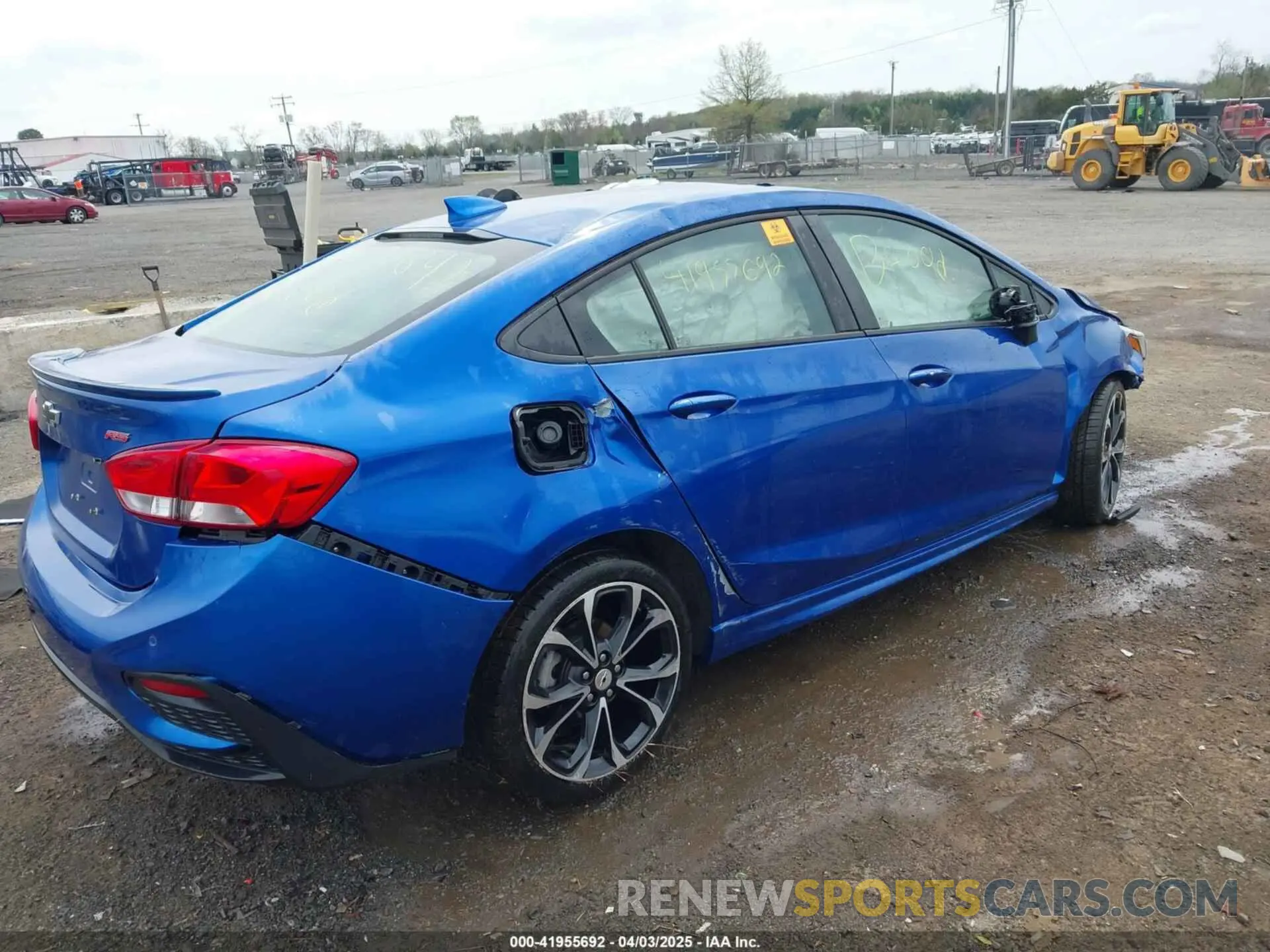 4 Photograph of a damaged car 1G1BF5SM0K7104799 CHEVROLET CRUZE 2019