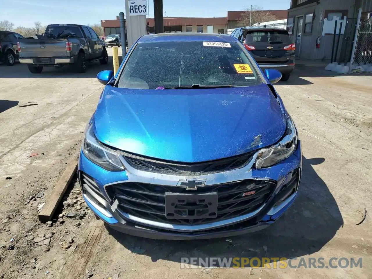5 Фотография поврежденного автомобиля 1G1BF5SM0K7116421 CHEVROLET CRUZE 2019