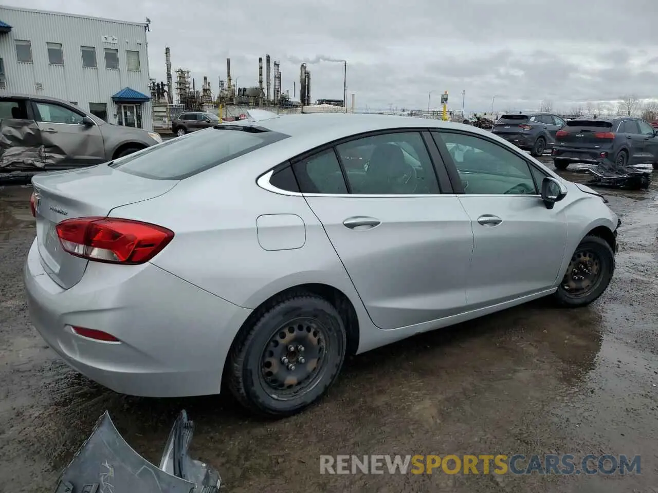 3 Фотография поврежденного автомобиля 1G1BF5SM8K7100936 CHEVROLET CRUZE 2019