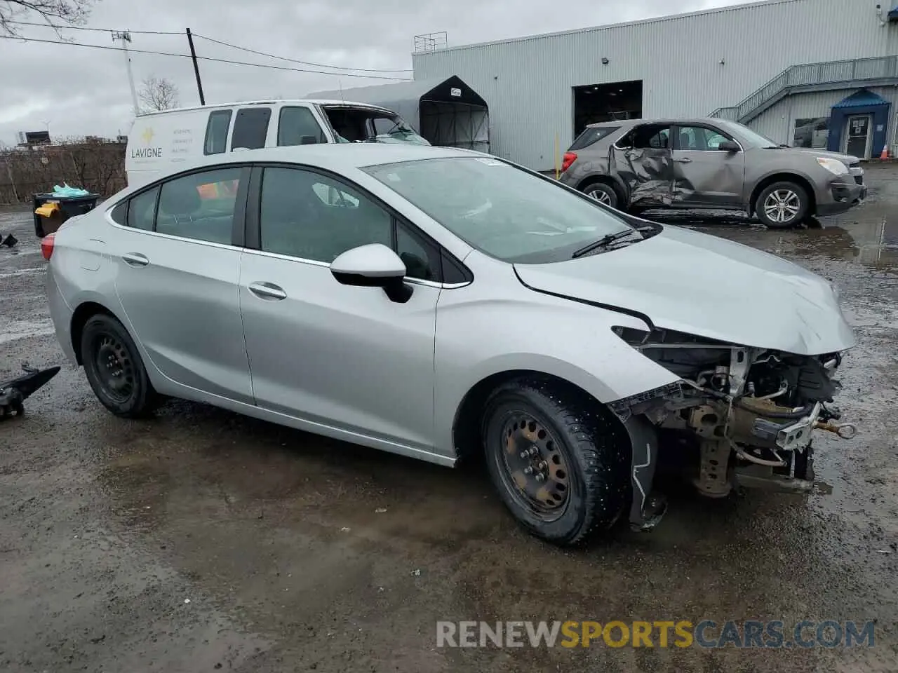 4 Фотография поврежденного автомобиля 1G1BF5SM8K7100936 CHEVROLET CRUZE 2019