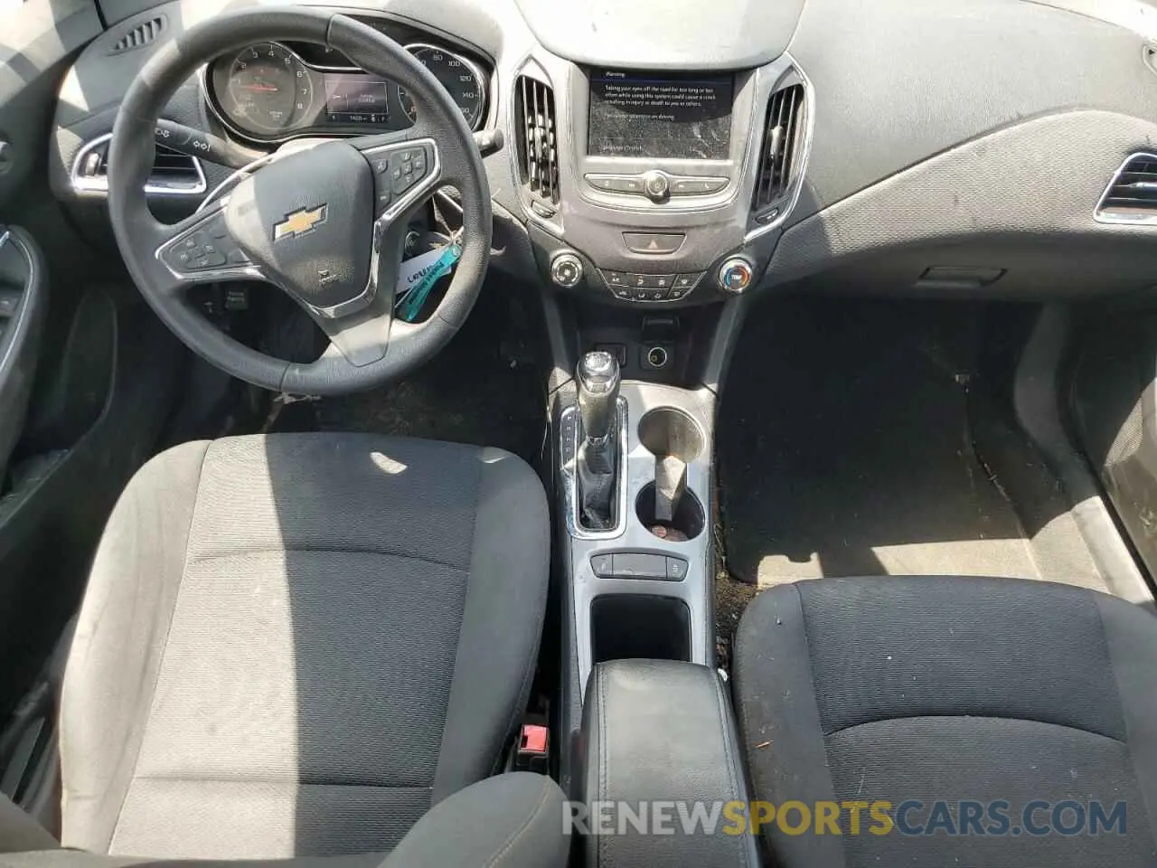 8 Photograph of a damaged car 3G1BC6SM0KS573682 CHEVROLET CRUZE 2019