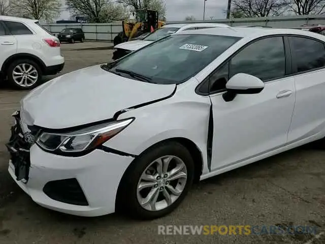 10 Фотография поврежденного автомобиля 3G1BC6SM5KS590347 CHEVROLET CRUZE 2019