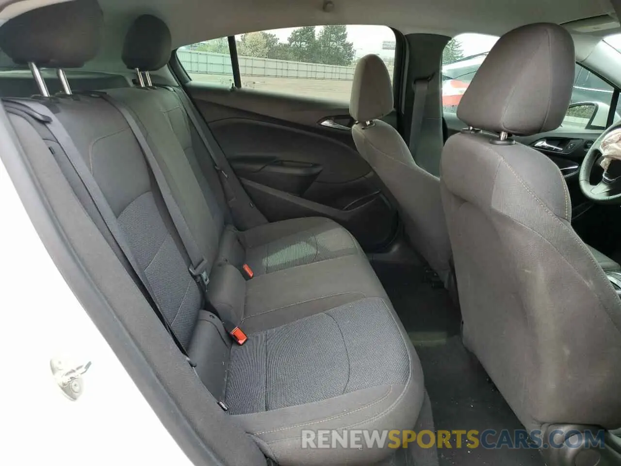 11 Фотография поврежденного автомобиля 3G1BC6SM5KS590347 CHEVROLET CRUZE 2019