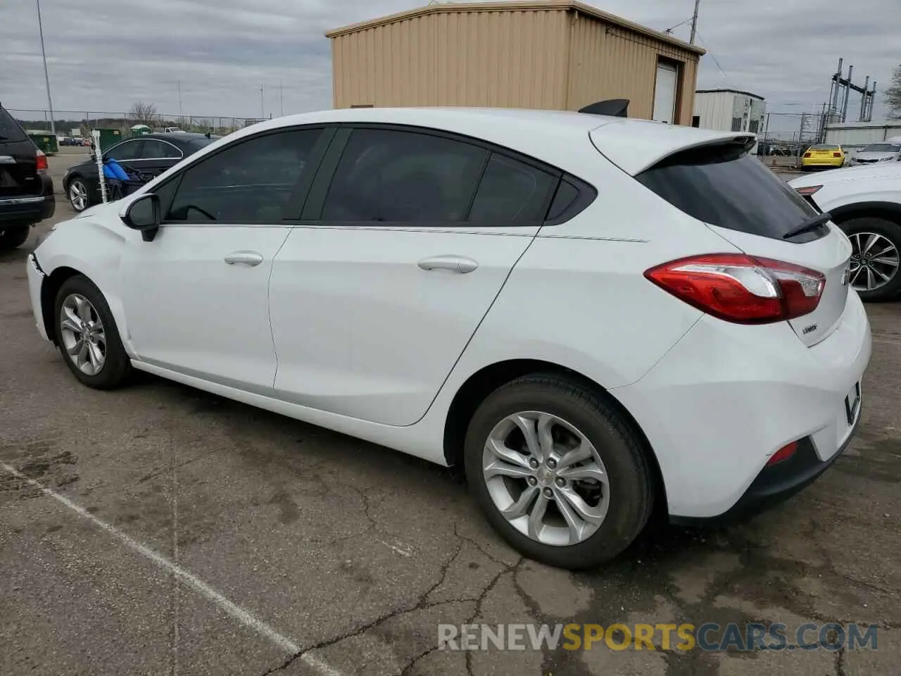 2 Фотография поврежденного автомобиля 3G1BC6SM5KS590347 CHEVROLET CRUZE 2019