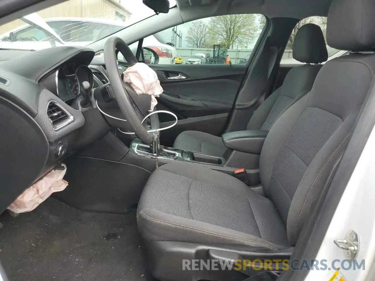7 Фотография поврежденного автомобиля 3G1BC6SM5KS590347 CHEVROLET CRUZE 2019