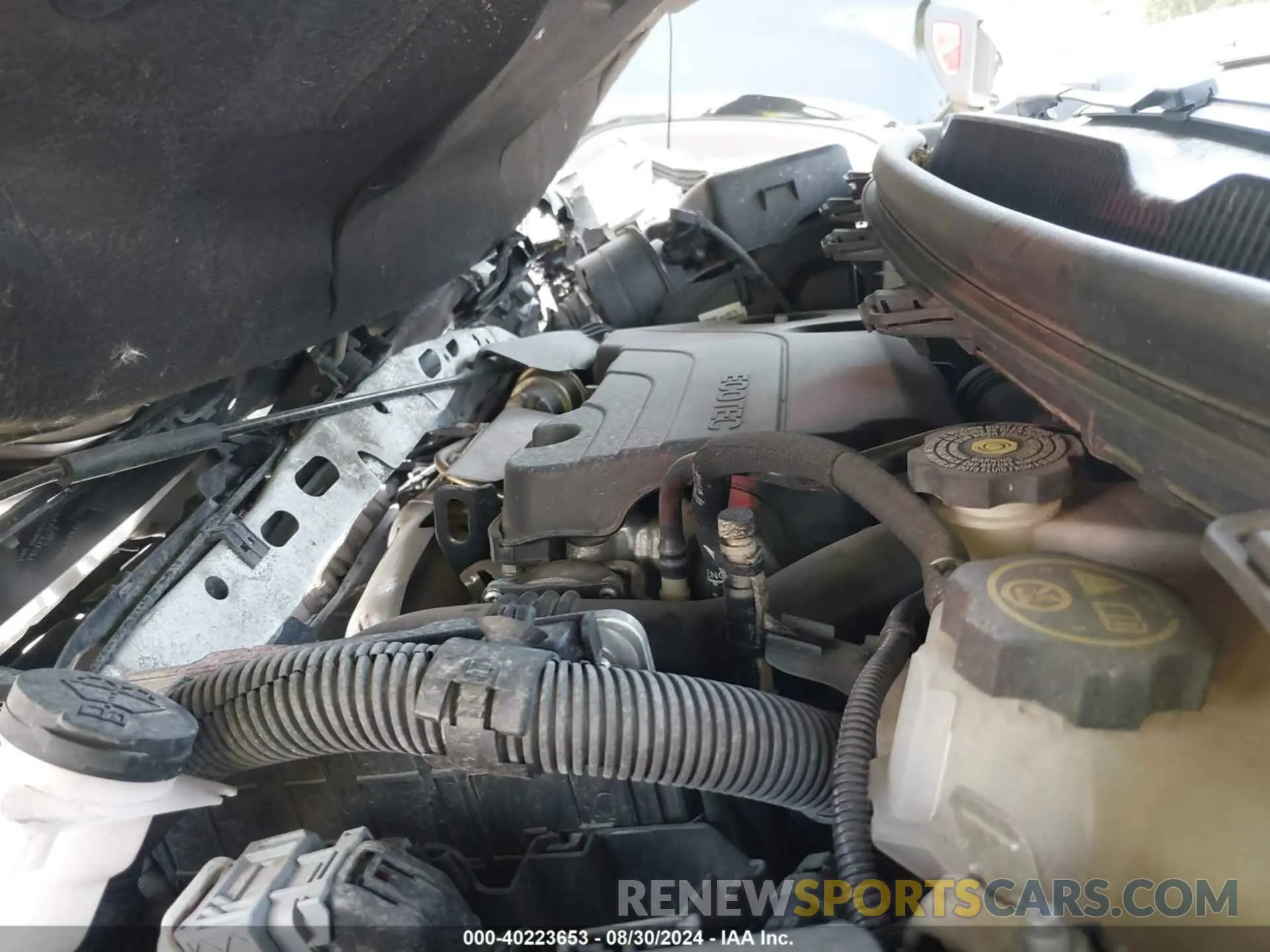 10 Фотография поврежденного автомобиля 3G1BE6SM3KS577073 CHEVROLET CRUZE 2019