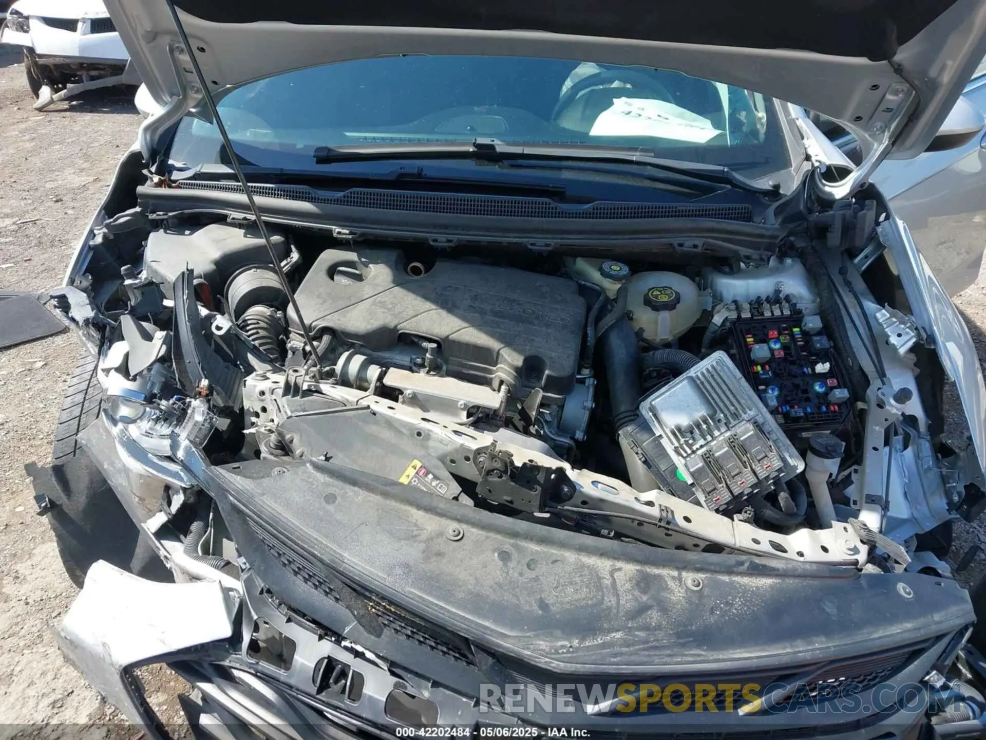 10 Фотография поврежденного автомобиля 3G1BE6SM4Ks574795 CHEVROLET CRUZE 2019