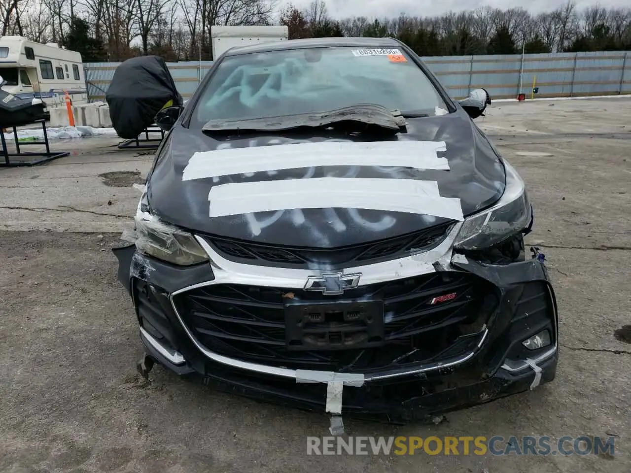 5 Photograph of a damaged car 3G1BE6SM5KS572313 CHEVROLET CRUZE 2019