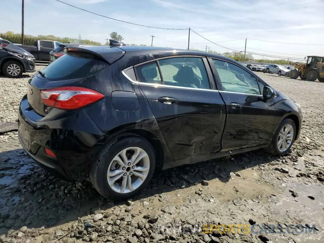 3 Photograph of a damaged car 3G1BE6SM8KS562617 CHEVROLET CRUZE 2019