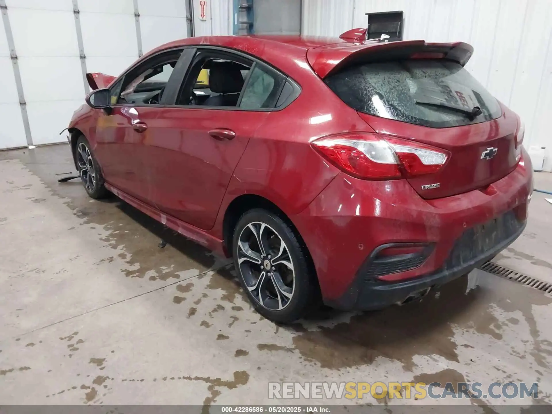 3 Фотография поврежденного автомобиля 3G1BE6SM8KS570538 CHEVROLET CRUZE 2019