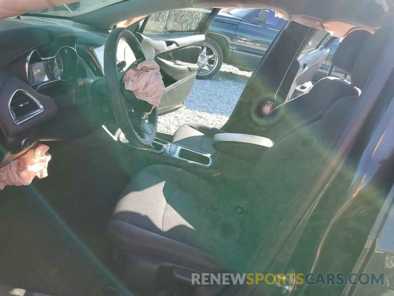 7 Photograph of a damaged car 3G1BE6SM9KS545650 CHEVROLET CRUZE 2019