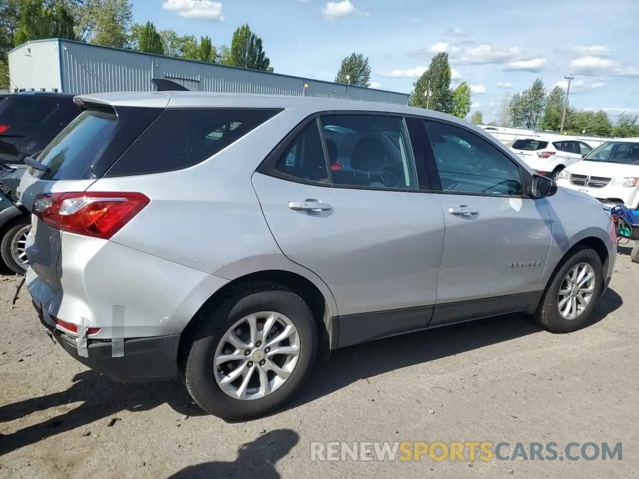 3 Photograph of a damaged car 2GNAXHEV3K6258243 CHEVROLET EQUINOX 2019