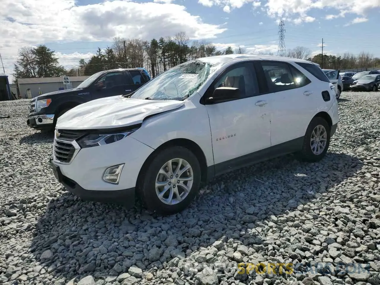 1 Photograph of a damaged car 2GNAXHEV4K6256842 CHEVROLET EQUINOX 2019