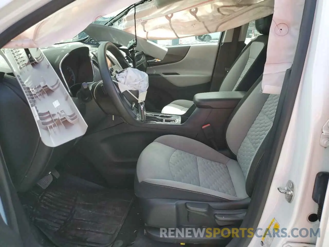 7 Photograph of a damaged car 2GNAXHEV4K6256842 CHEVROLET EQUINOX 2019