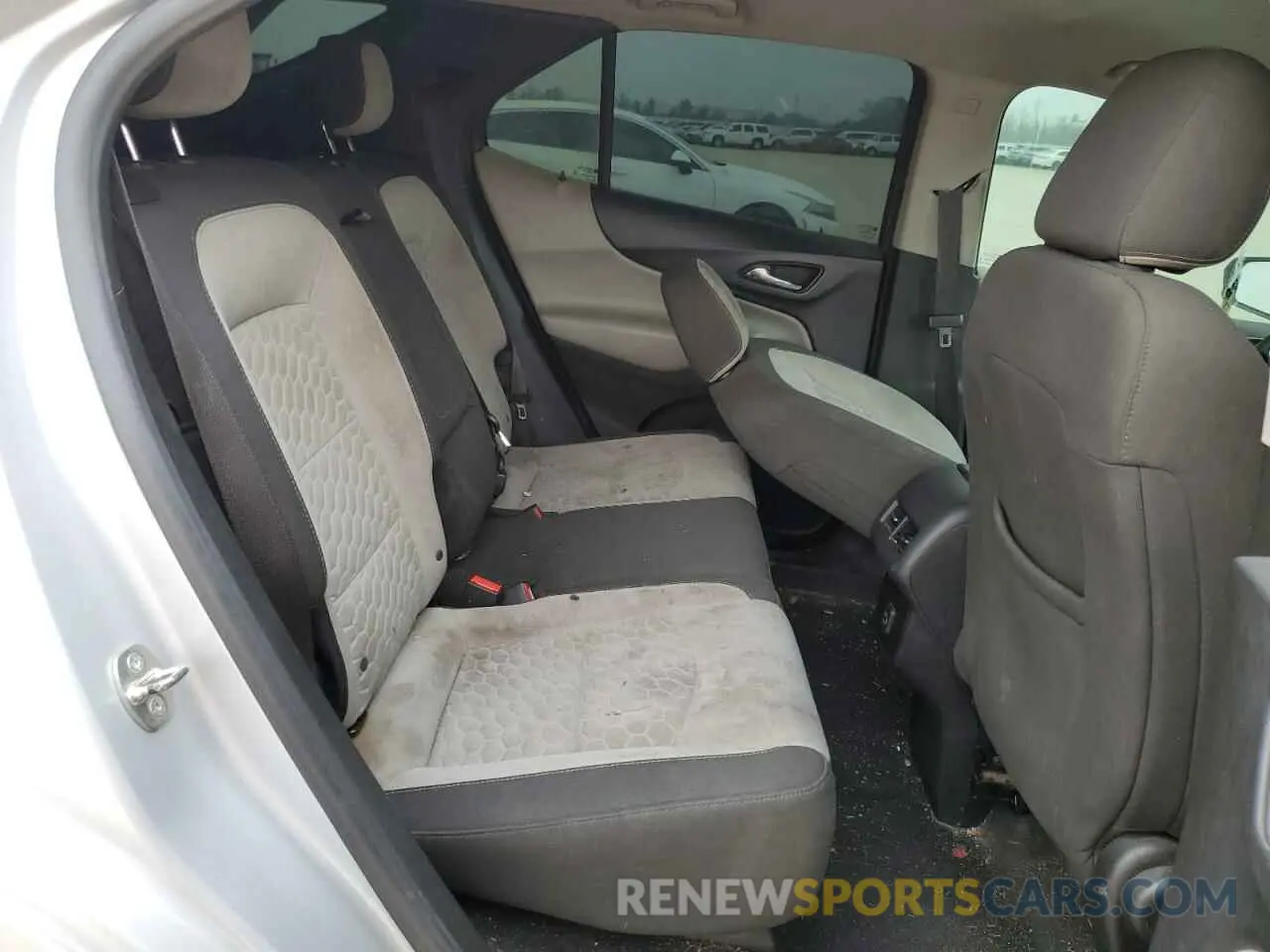 11 Фотография поврежденного автомобиля 2GNAXHEV5K6195324 CHEVROLET EQUINOX 2019