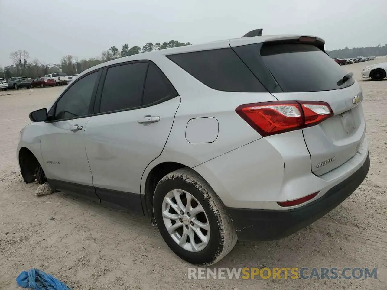 2 Фотография поврежденного автомобиля 2GNAXHEV5K6195324 CHEVROLET EQUINOX 2019