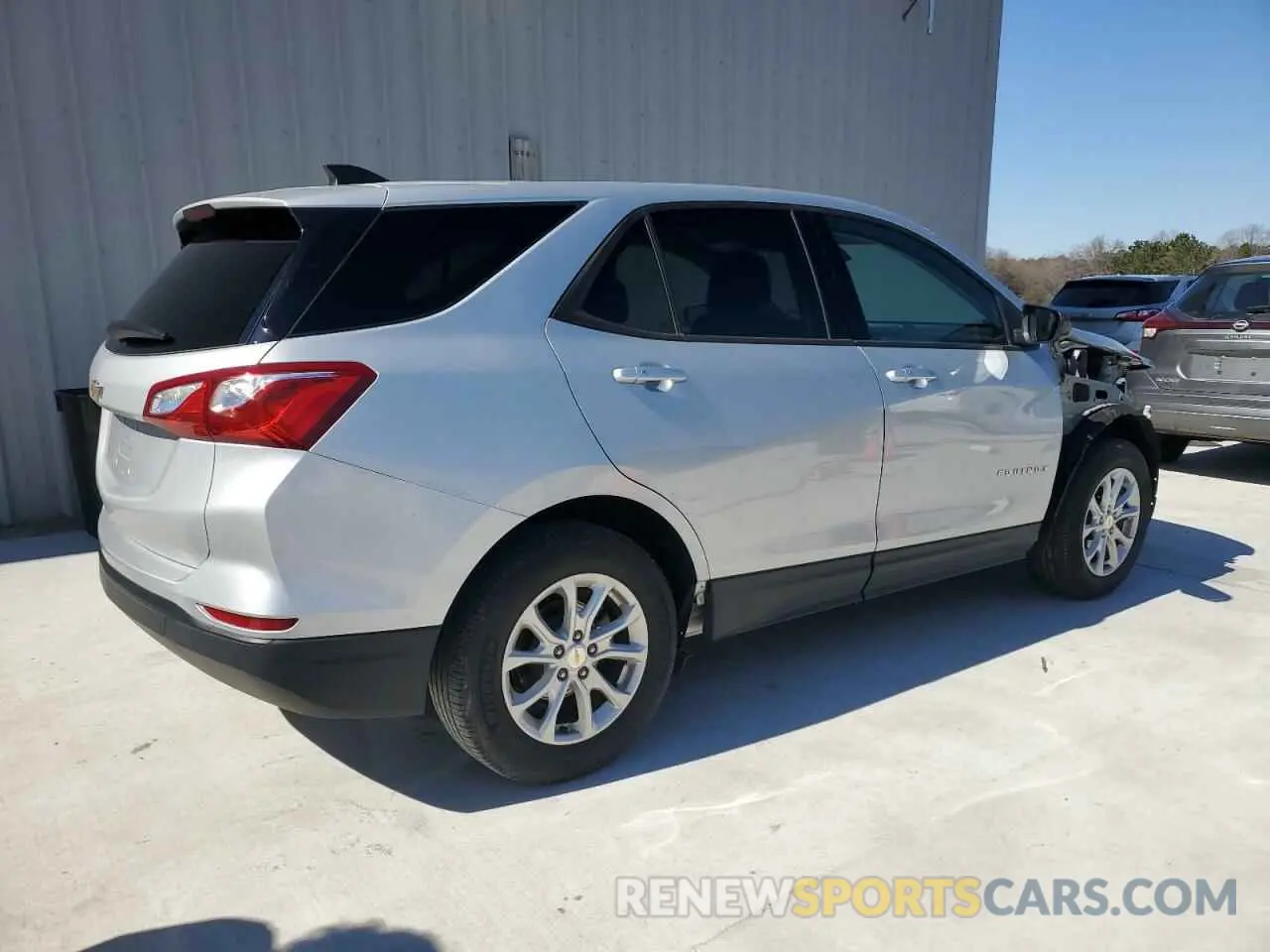 3 Photograph of a damaged car 2GNAXHEV5K6213076 CHEVROLET EQUINOX 2019