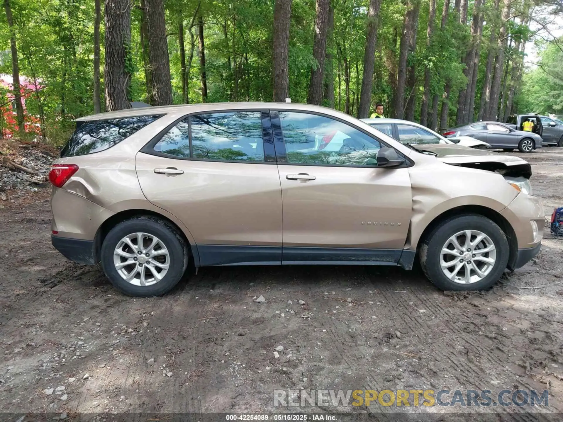 13 Фотография поврежденного автомобиля 2GNAXHEV5K6216902 CHEVROLET EQUINOX 2019