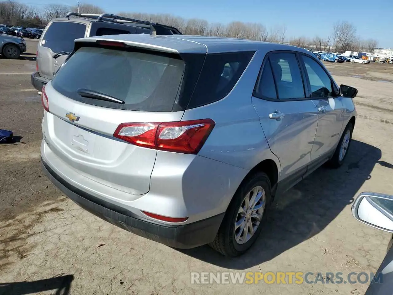 3 Photograph of a damaged car 2GNAXHEV6K6209537 CHEVROLET EQUINOX 2019