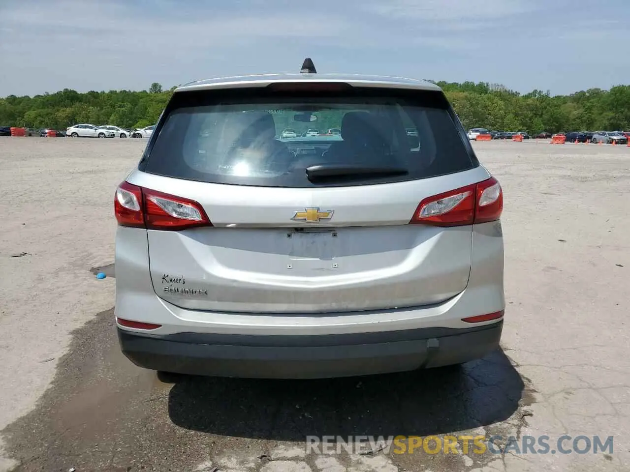 6 Photograph of a damaged car 2GNAXHEV7K6180002 CHEVROLET EQUINOX 2019