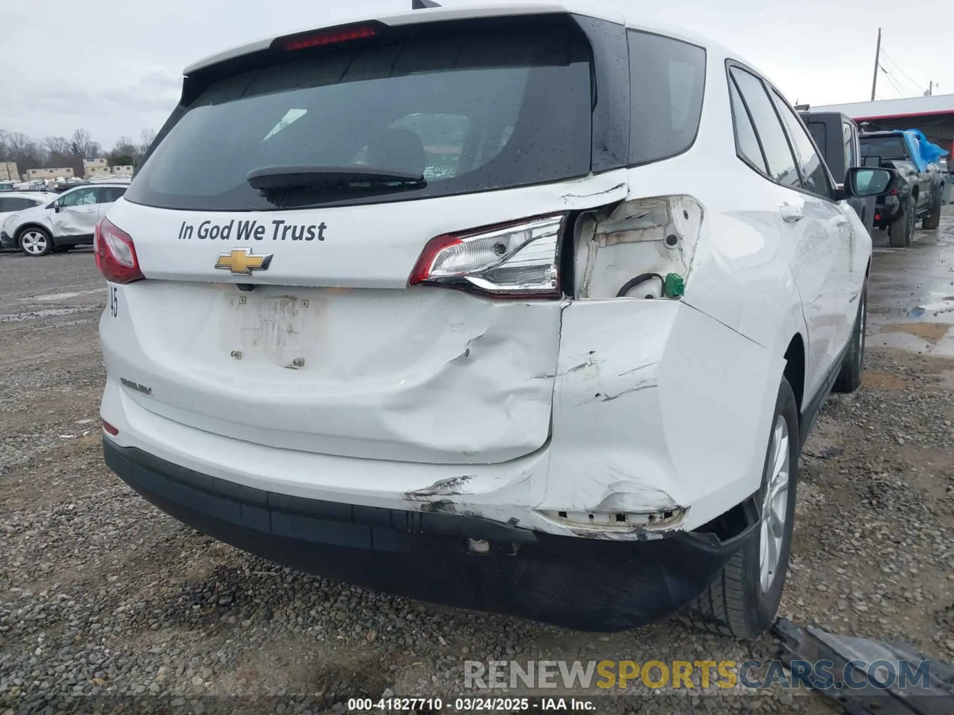6 Photograph of a damaged car 2GNAXHEV7K6196958 CHEVROLET EQUINOX 2019