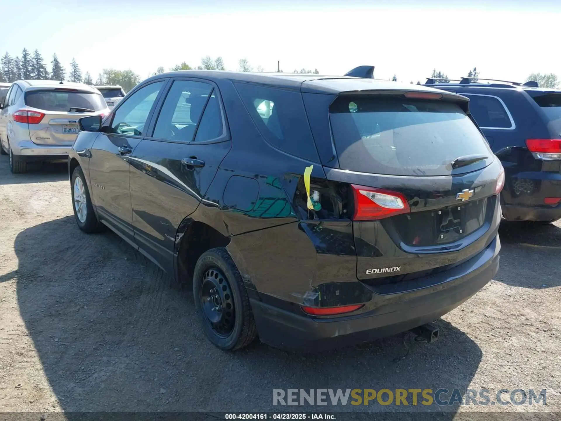 3 Photograph of a damaged car 2GNAXHEV7K6212446 CHEVROLET EQUINOX 2019