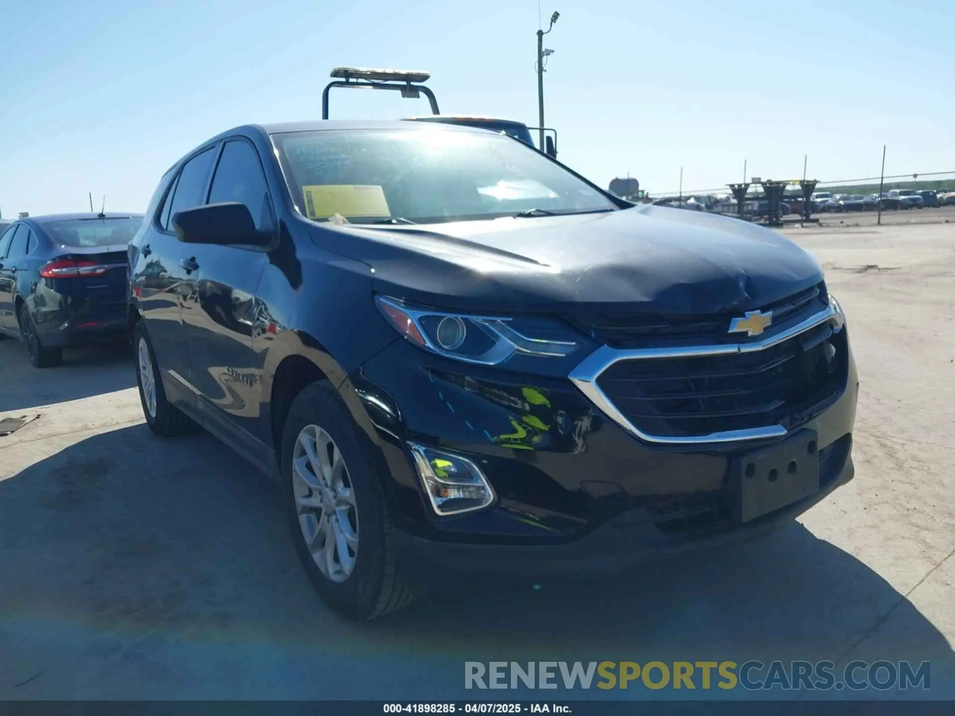 1 Фотография поврежденного автомобиля 2GNAXHEV7K6244104 CHEVROLET EQUINOX 2019