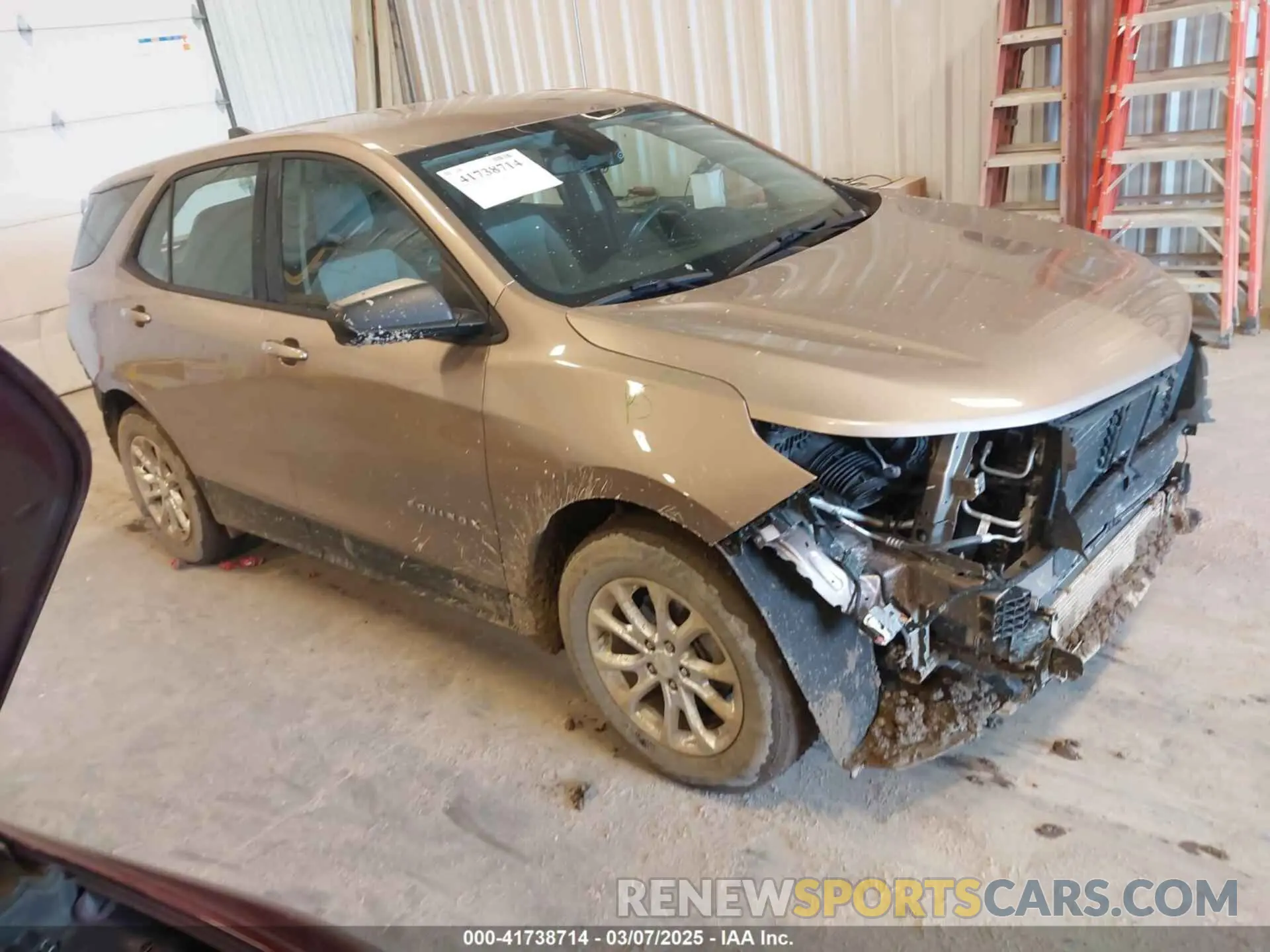 1 Photograph of a damaged car 2GNAXHEV8K6282263 CHEVROLET EQUINOX 2019