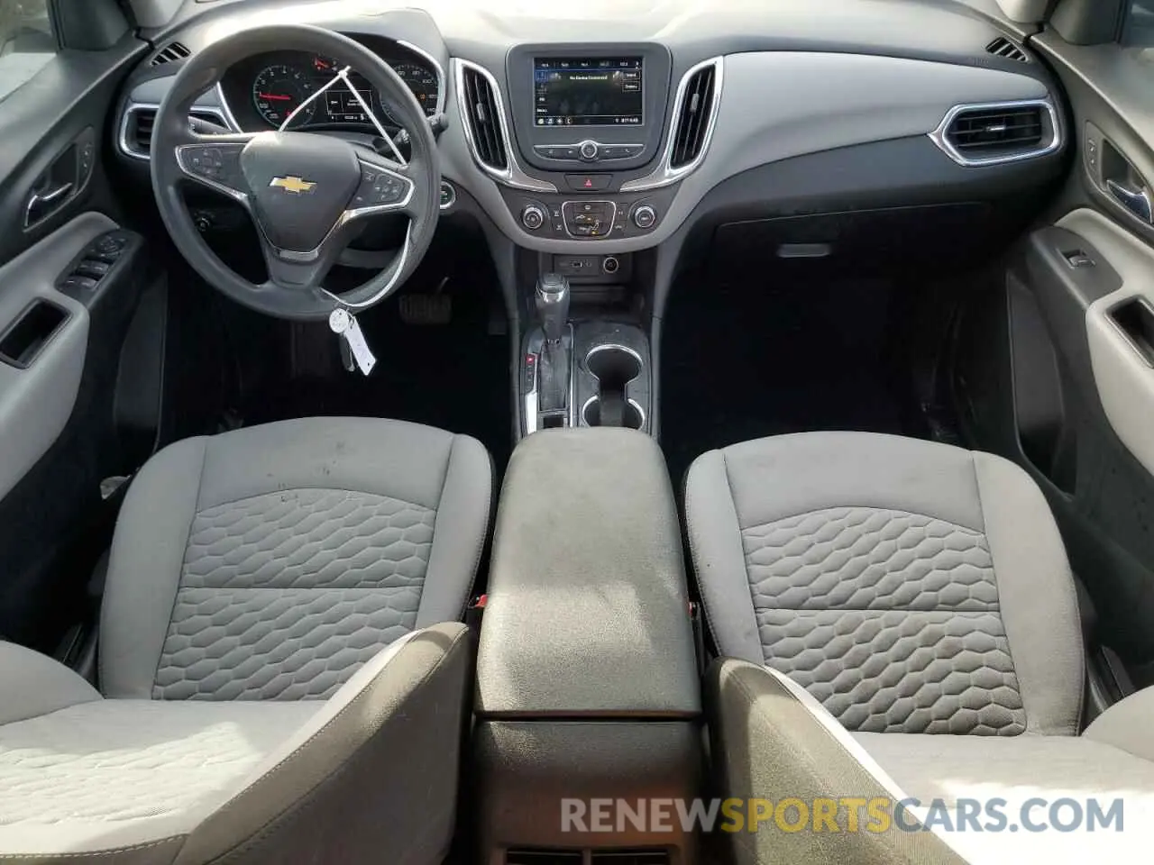 8 Photograph of a damaged car 2GNAXHEV9K6134851 CHEVROLET EQUINOX 2019