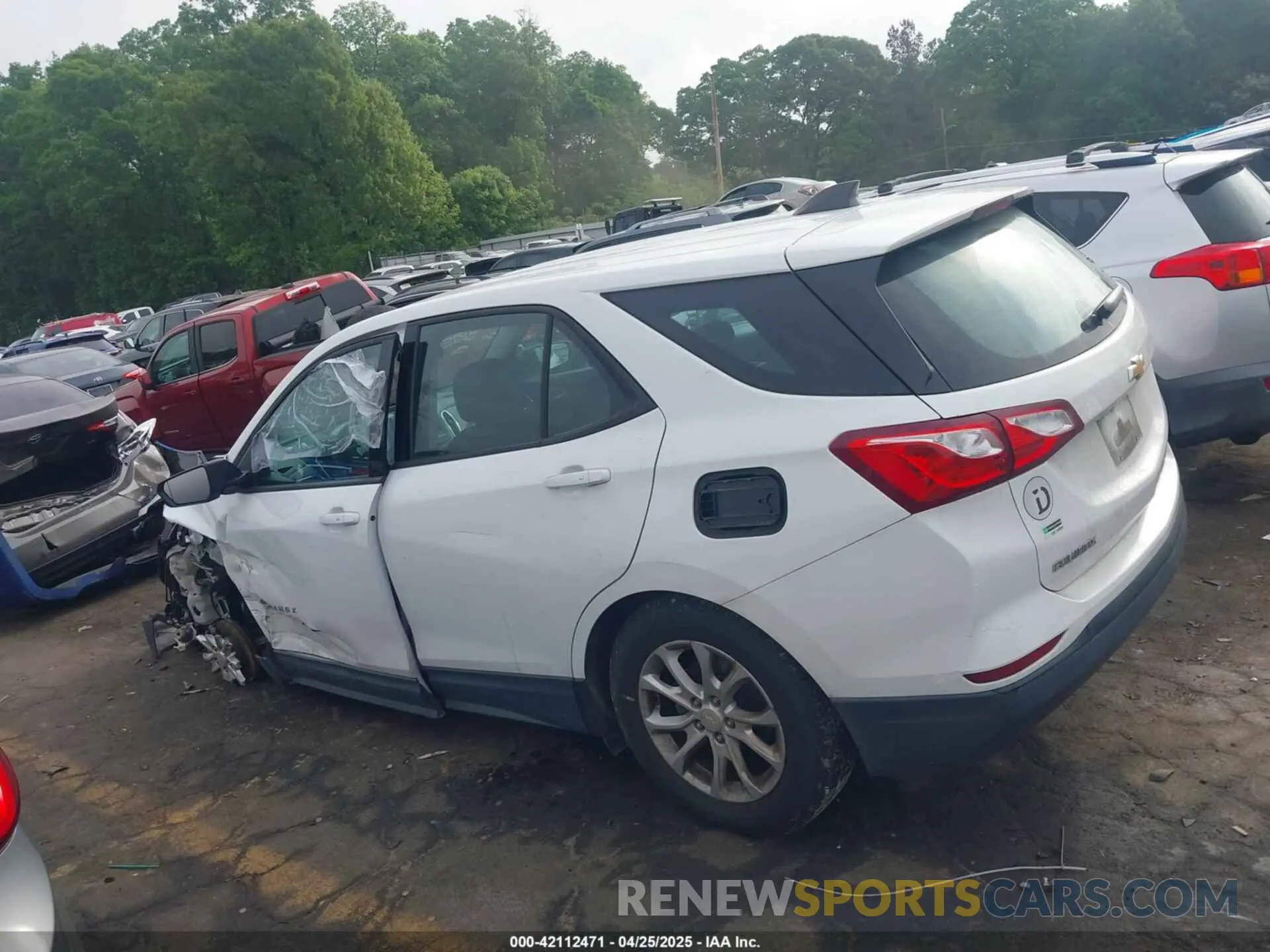 14 Photograph of a damaged car 2GNAXHEVXK6136205 CHEVROLET EQUINOX 2019