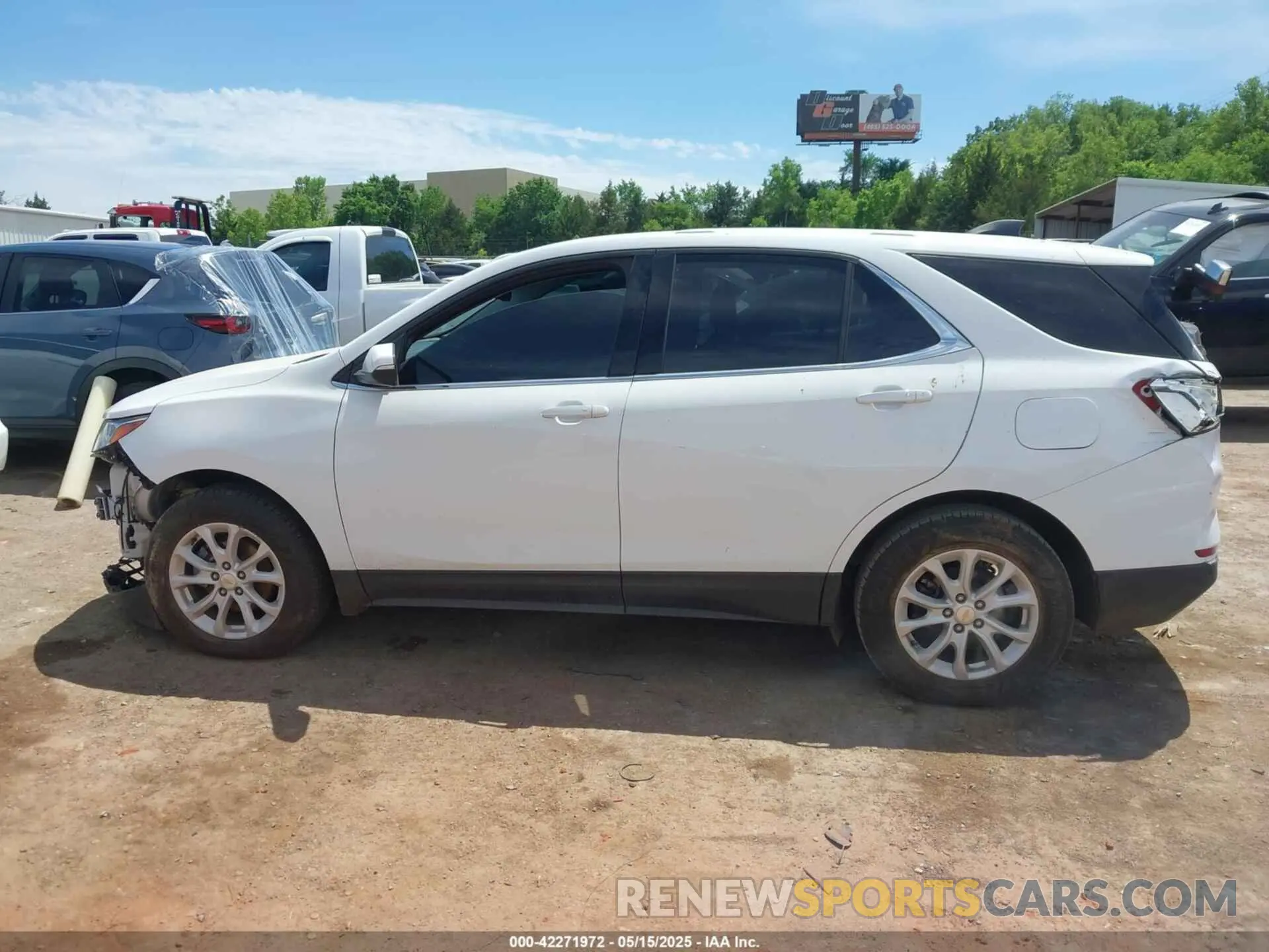 14 Photograph of a damaged car 2GNAXJEV0K6243934 CHEVROLET EQUINOX 2019