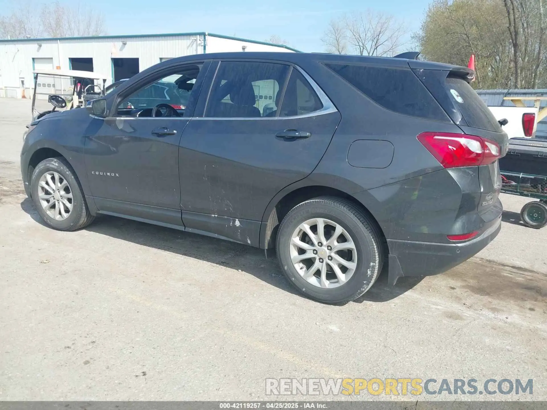 3 Photograph of a damaged car 2GNAXJEV1K6258684 CHEVROLET EQUINOX 2019